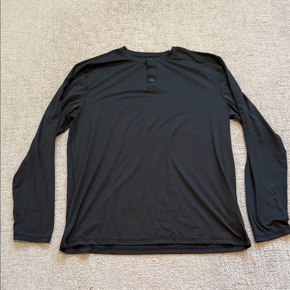 Quince Men's Black Long Sleeve Henley - XL Made from Water Bottles!